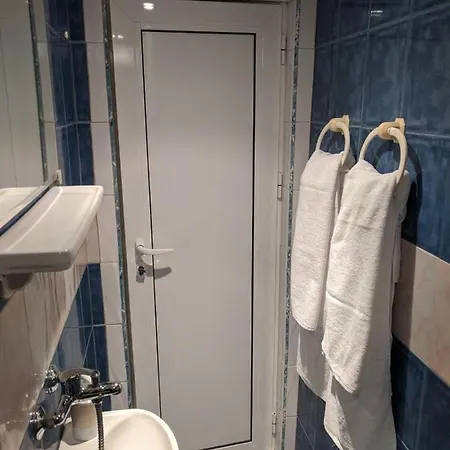 Midtown Place Loft таванска с баня Doris 2 شقة *