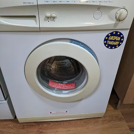 Midtown Place Loft таванска с баня Doris 2 شقة