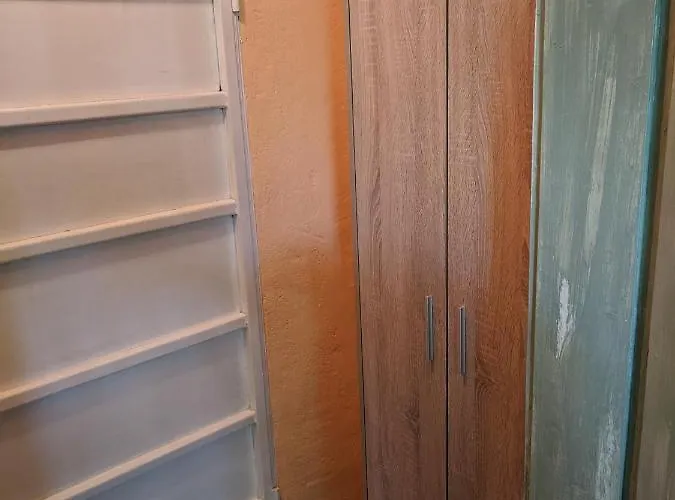 Midtown Place Loft таванска с баня Doris 2 公寓 *